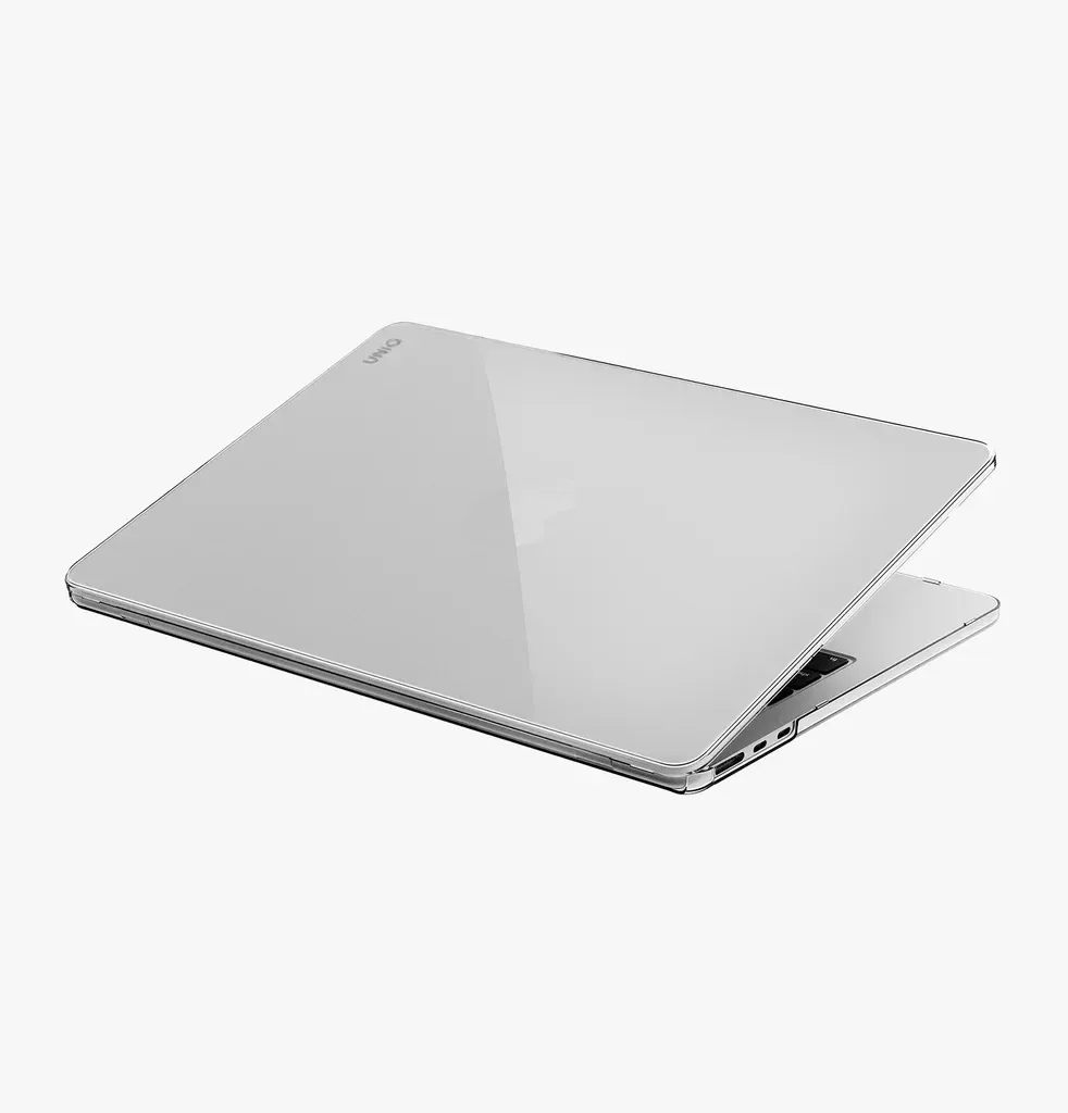UNIQ VERO MacBook Air 13 (M2–M4) – Crystal Clear